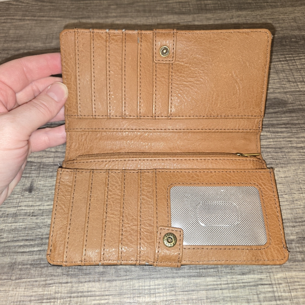 Fossil Women's Multicolor Leather Wallet - Picture 4 of 14
